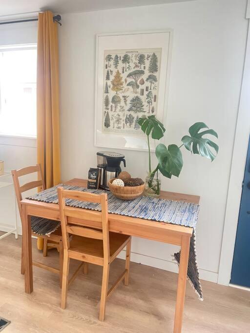 סיאטל New Private Tiny Home Near Greenlake/Lightrail/I-5 מראה חיצוני תמונה