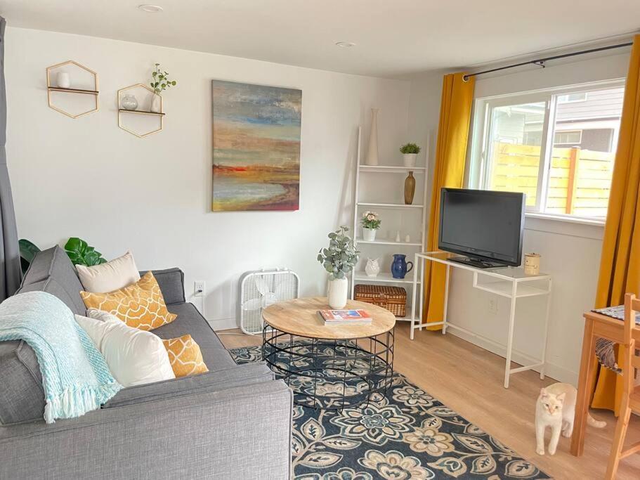 סיאטל New Private Tiny Home Near Greenlake/Lightrail/I-5 מראה חיצוני תמונה